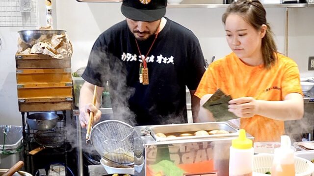 家系ラーメン店【三浦家】の声かけと仕込み